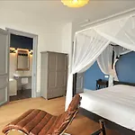 Hotell Le Rayon 3*
