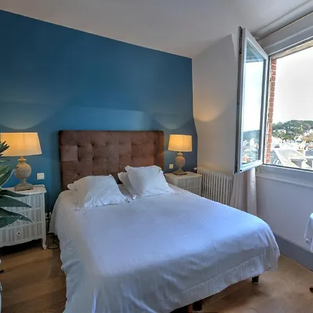 Le Rayon Hotel 3*