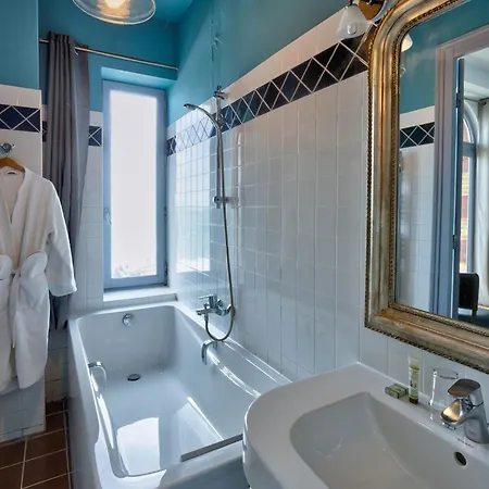 Le Rayon Hotel