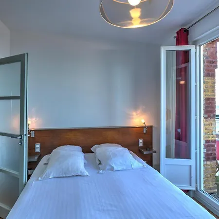 Le Rayon Hotel 3*